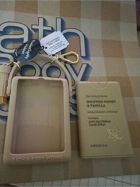 Bath & Body Works Beige PocketBac/Hand Spray Holder with Tassel Clip